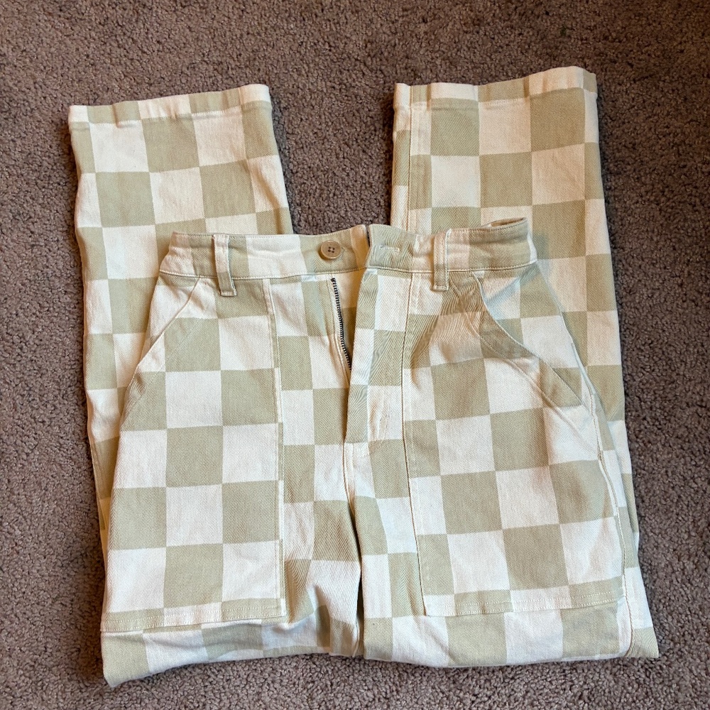 Cropped Checkerboard Ankle Pants in Light Beige and Cream